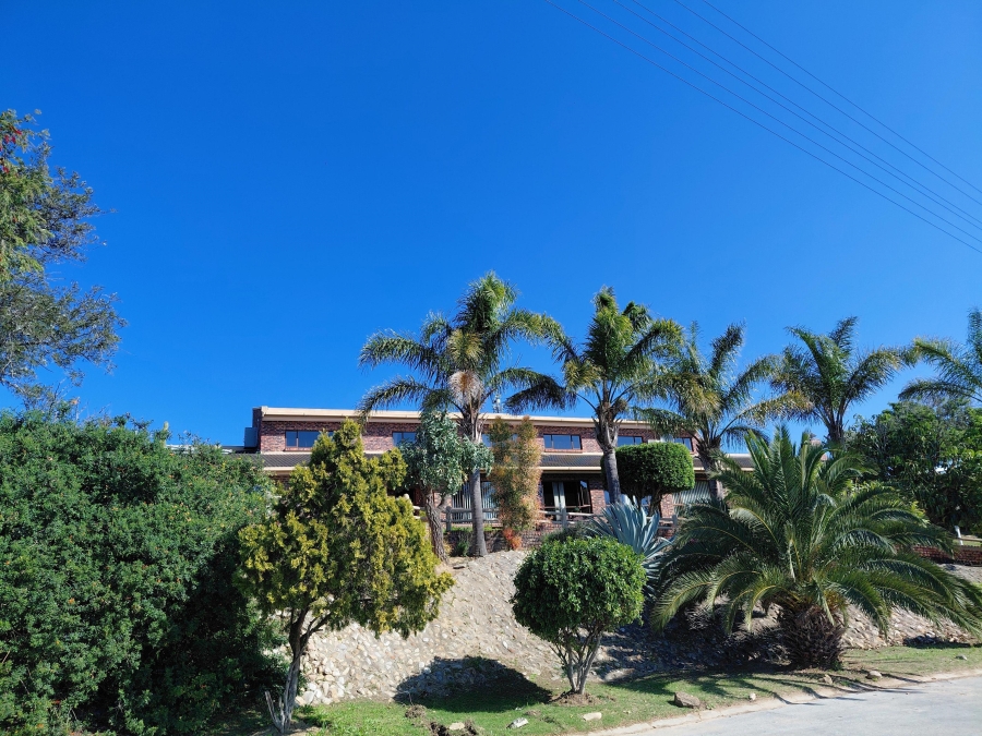 5 Bedroom Property for Sale in Heuwelkruin Eastern Cape
